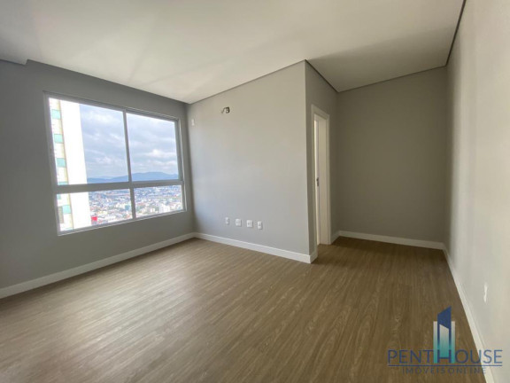 Imagem Apartamento com 4 Quartos à Venda, 143 m² em Centro - Balneário Camboriú Imagem Apartamento com 4 Quartos à Venda, 143 m² em Centro - Balneário Camboriú