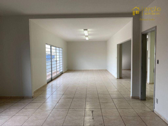 Imagem Casa com 3 Quartos para Alugar, 457 m² em Centro - Botucatu