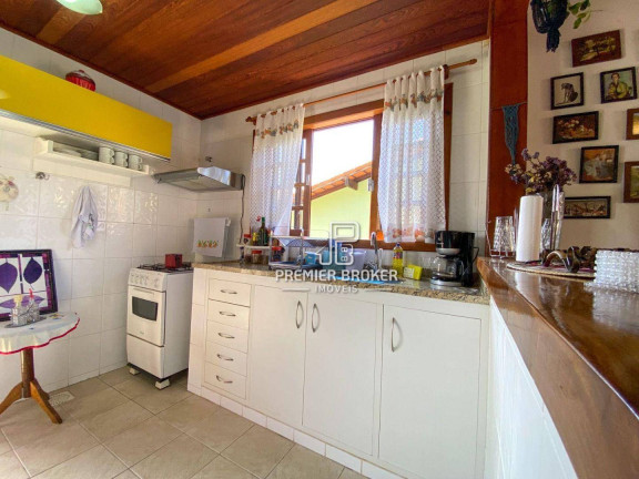 Imagem Casa com 3 Quartos à Venda, 237 m² em Albuquerque - Teresópolis Imagem Casa com 3 Quartos à Venda, 237 m² em Albuquerque - Teresópolis