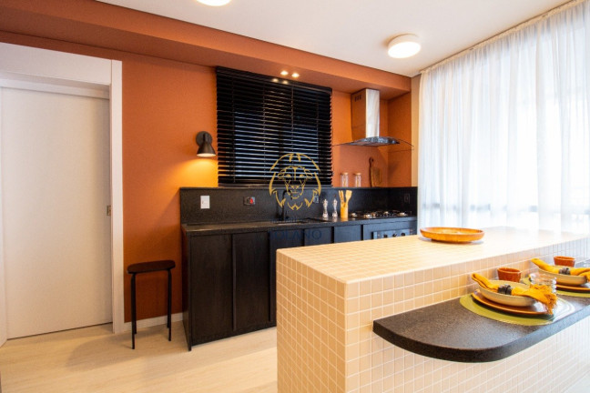 Imagem Apartamento com 3 Quartos à Venda, 215 m² em Centro - Curitiba