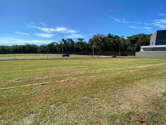 Imagem Imóvel à Venda, 450 m² em Vila Yolanda Imagem Imóvel à Venda, 450 m² em Vila Yolanda