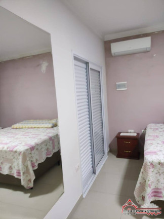 Imagem Casa com 3 Quartos à Venda, 194 m² em Cidade Salvador - Jacareí Imagem Casa com 3 Quartos à Venda, 194 m² em Cidade Salvador - Jacareí