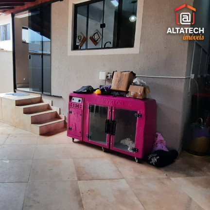 Imagem Sobrado com 3 Quartos à Venda, 180 m² em Loteamento Residencial Santa Clara Ii - Poços De Caldas