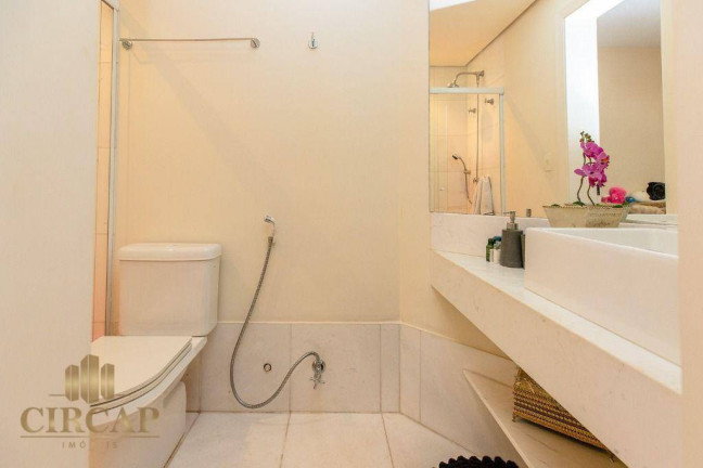 Imagem Apartamento com 3 Quartos à Venda, 218 m² em Itaim - São Paulo Imagem Apartamento com 3 Quartos à Venda, 218 m² em Itaim - São Paulo