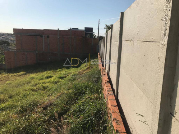 Imagem Terreno à Venda, 750 m² em Jardim Itália - Botucatu Imagem Terreno à Venda, 750 m² em Jardim Itália - Botucatu
