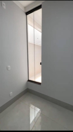 Imagem Casa com 3 Quartos à Venda, 105 m² em Residencial Recanto Do Bosque - Goiânia Imagem Casa com 3 Quartos à Venda, 105 m² em Residencial Recanto Do Bosque - Goiânia