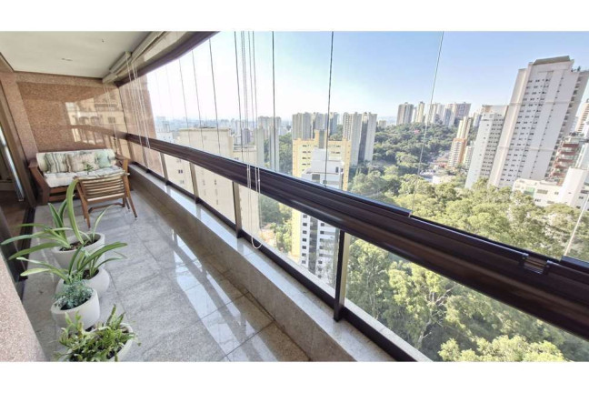 Apartamento com 4 Quartos à Venda, 226 m² em Morumbi - São Paulo