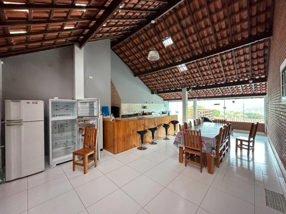 Imagem Sobrado com 3 Quartos à Venda, 215 m² em Clube Dos Oficiais - Suzano Imagem Sobrado com 3 Quartos à Venda, 215 m² em Clube Dos Oficiais - Suzano