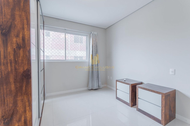 Imagem Apartamento com 3 Quartos à Venda, 127 m² em Pioneiros - Balneário Camboriú Imagem Apartamento com 3 Quartos à Venda, 127 m² em Pioneiros - Balneário Camboriú
