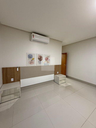 Imagem Casa com 4 Quartos à Venda, 214 m² em Jardim Ipê - Goiânia Imagem Casa com 4 Quartos à Venda, 214 m² em Jardim Ipê - Goiânia