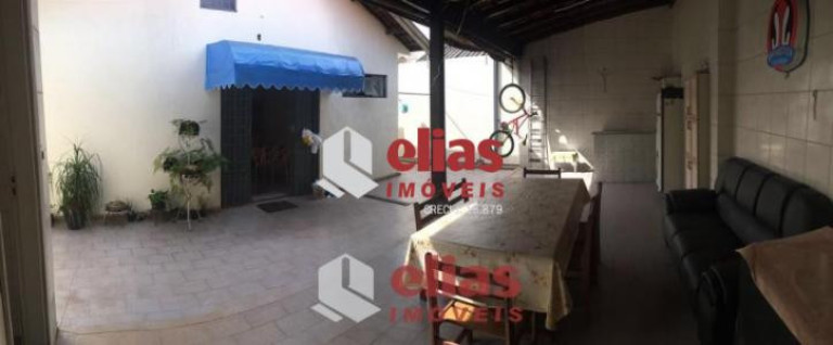 Imagem Casa com 2 Quartos à Venda, 203 m² em Centro - Bauru