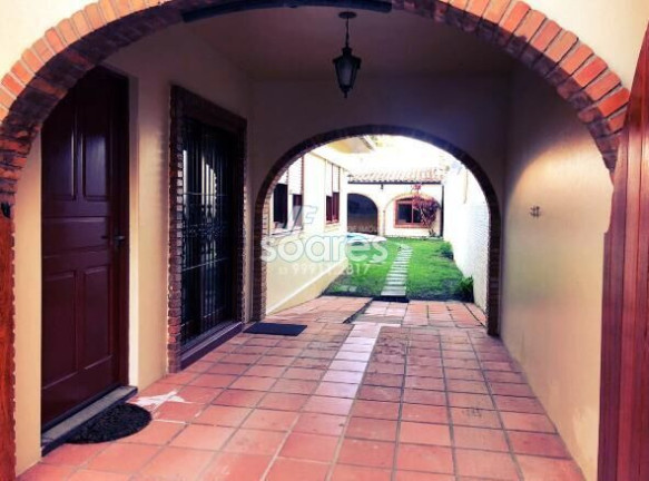 Imagem Casa com 4 Quartos à Venda, 288 m² em Laranjal - Pelotas Imagem Casa com 4 Quartos à Venda, 288 m² em Laranjal - Pelotas