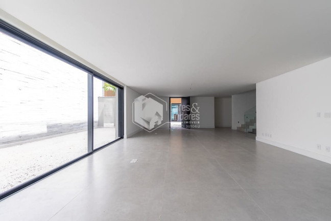 Imagem Casa com 3 Quartos à Venda, 739 m² em Brooklin - São Paulo Imagem Casa com 3 Quartos à Venda, 739 m² em Brooklin - São Paulo