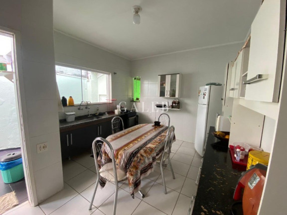 Imagem Casa com 2 Quartos à Venda, 149 m² em Vila Rica - Atibaia Imagem Casa com 2 Quartos à Venda, 149 m² em Vila Rica - Atibaia