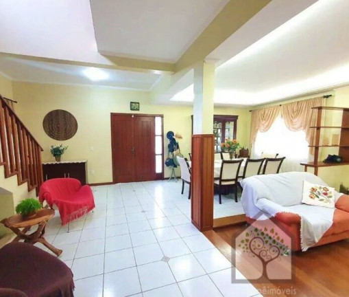 Imagem Casa com 4 Quartos à Venda, 370 m² em Carianos - Florianópolis