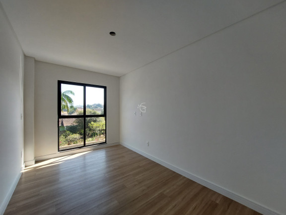 Imagem Casa com 3 Quartos à Venda, 148 m² em Saguaçu - Joinville Imagem Casa com 3 Quartos à Venda, 148 m² em Saguaçu - Joinville