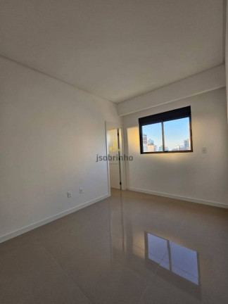 Apartamento com 3 Quartos à Venda, 114 m² em Meia Praia - Itapema