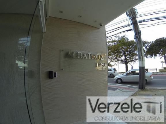 Imagem Apartamento com 3 Quartos para Temporada, 80 m² em Centro - Balneário Camboriú Imagem Apartamento com 3 Quartos para Temporada, 80 m² em Centro - Balneário Camboriú