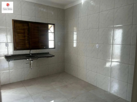 Imagem Casa com 3 Quartos à Venda, 200 m² Imagem Casa com 3 Quartos à Venda, 200 m²