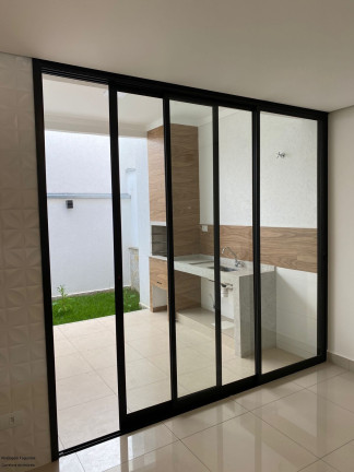 Imagem Sobrado com 3 Quartos à Venda, 147 m² em Jardim Das Hortênsias - Poços De Caldas