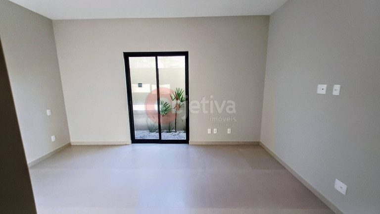 Imagem Casa de Condomínio com 3 Quartos à Venda, 252 m² em Nova São Pedro - São Pedro Da Aldeia Imagem Casa de Condomínio com 3 Quartos à Venda, 252 m² em Nova São Pedro - São Pedro Da Aldeia