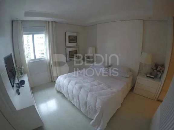Imagem Apartamento com 3 Quartos à Venda, 221 m² em Centro - Balneário Camboriú Imagem Apartamento com 3 Quartos à Venda, 221 m² em Centro - Balneário Camboriú