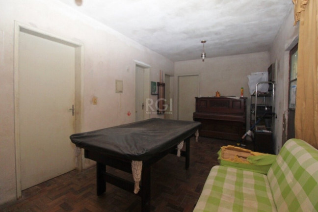 Imagem Casa com 4 Quartos à Venda, 300 m² em Glória - Porto Alegre