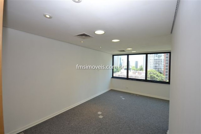 Imagem Sala Comercial à Venda, 100 m² em Itaim Bibi - São Paulo Imagem Sala Comercial à Venda, 100 m² em Itaim Bibi - São Paulo