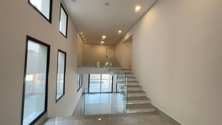 Imagem Casa com 3 Quartos à Venda, 310 m² em Alphaville 3 - Santana De Parnaíba Imagem Casa com 3 Quartos à Venda, 310 m² em Alphaville 3 - Santana De Parnaíba