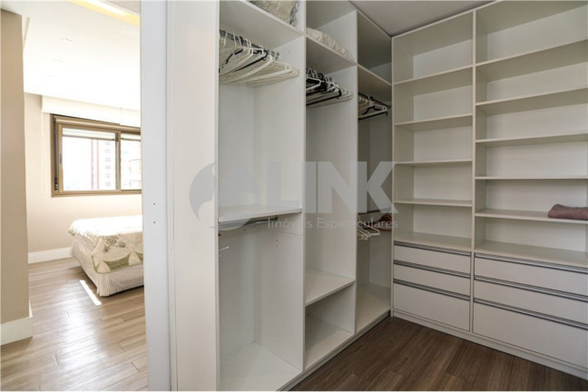 Apartamento com 3 Quartos à Venda, 84 m² em Passo Da Areia - Porto Alegre