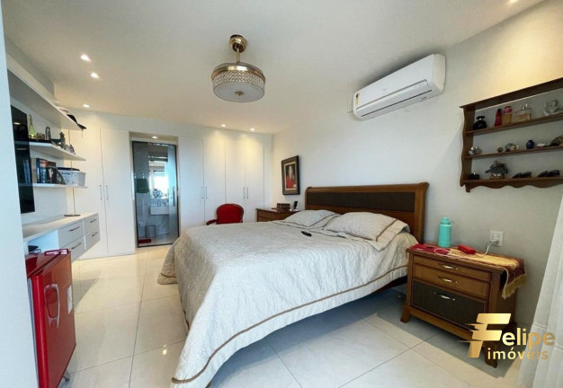 Imagem Imóvel com 4 Quartos à Venda, 250 m² em Praia De Itaparica - Vila Velha Imagem Imóvel com 4 Quartos à Venda, 250 m² em Praia De Itaparica - Vila Velha
