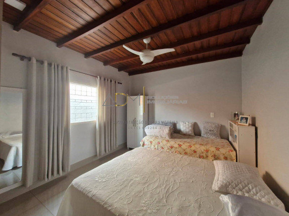 Imagem Casa com 3 Quartos à Venda, 357 m² em Centro - Botucatu Imagem Casa com 3 Quartos à Venda, 357 m² em Centro - Botucatu