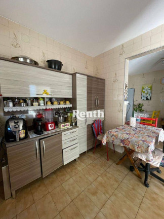 Imagem Casa com 3 Quartos à Venda, 197 m² em Centro - Rio Claro Imagem Casa com 3 Quartos à Venda, 197 m² em Centro - Rio Claro