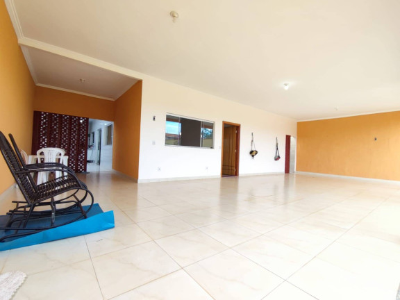 Imagem Casa com 3 Quartos à Venda, 360 m² em Jardim Belvedere - Caldas Novas Imagem Casa com 3 Quartos à Venda, 360 m² em Jardim Belvedere - Caldas Novas