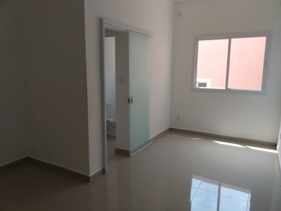 Sala Comercial para Alugar, 43 m² em Centro - Pindamonhangaba