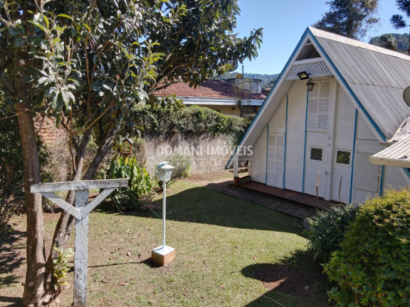 Imagem Casa com 2 Quartos à Venda, 178 m² em Região Do Jaguaribe - Campos Do Jordão Imagem Casa com 2 Quartos à Venda, 178 m² em Região Do Jaguaribe - Campos Do Jordão