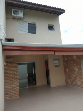 Imagem Casa com 3 Quartos à Venda, 120 m² em Vila São Geraldo - Taubaté