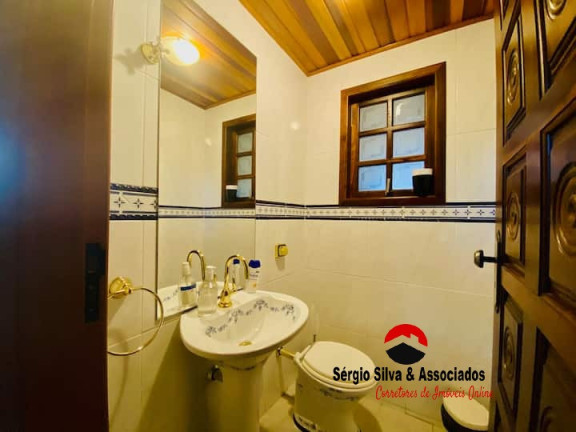 Imagem Casa com 3 Quartos à Venda, 1.000 m² em Campos Do Jordão Imagem Casa com 3 Quartos à Venda, 1.000 m² em Campos Do Jordão