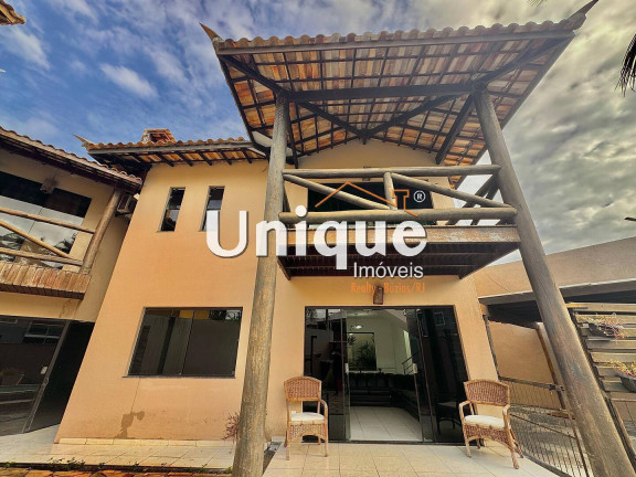 Casa com 4 Quartos para Alugar, 200 m² em Palmeiras - Cabo Frio