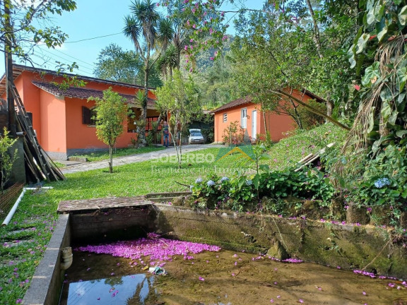 Imagem Imóvel com 3 Quartos à Venda, 20.000 m² em Albuquerque - Teresópolis Imagem Imóvel com 3 Quartos à Venda, 20.000 m² em Albuquerque - Teresópolis