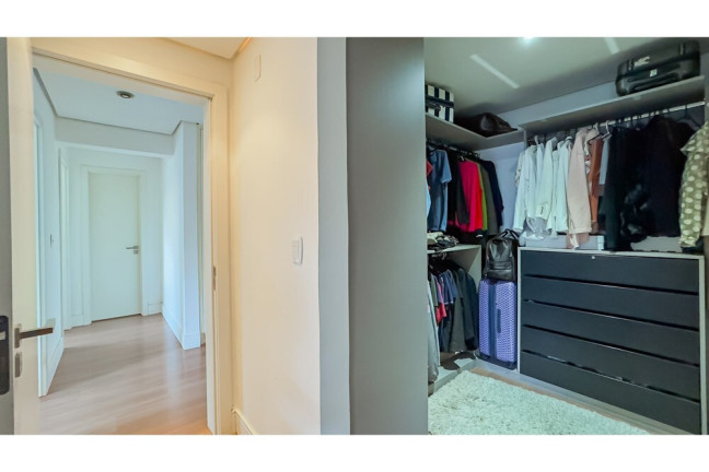 Imagem Apartamento com 3 Quartos à Venda, 136 m² em Petrópolis - Porto Alegre