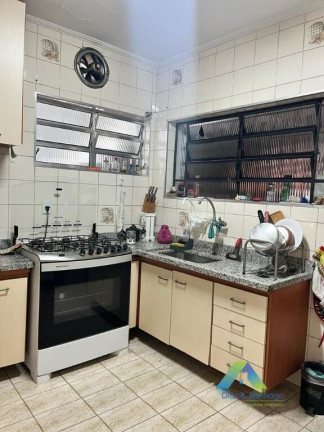 Imagem Sobrado com 3 Quartos à Venda, 200 m² em Vila Das Mercês - São Paulo Imagem Sobrado com 3 Quartos à Venda, 200 m² em Vila Das Mercês - São Paulo