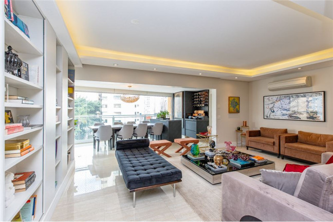 Imagem Apartamento com 3 Quartos à Venda, 187 m² em Moema - São Paulo