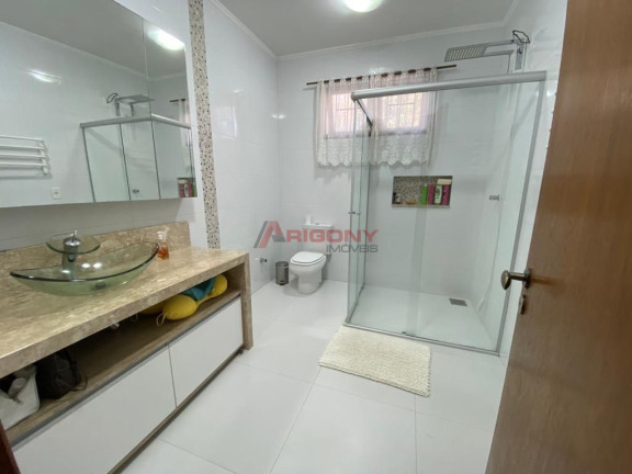Imagem Casa com 4 Quartos à Venda, 275 m² em Nossa Senhora De Fátima - Santa Maria Imagem Casa com 4 Quartos à Venda, 275 m² em Nossa Senhora De Fátima - Santa Maria