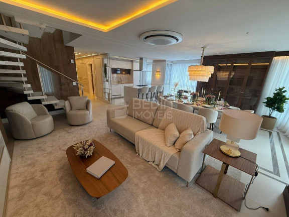 Cobertura com 4 Quartos à Venda, 326 m² em Centro - Balneário Camboriú