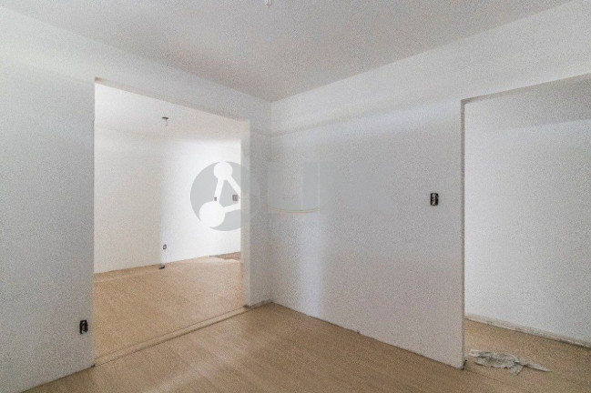 Imagem Apartamento com 3 Quartos à Venda, 74 m² em Passo Da Areia - Porto Alegre