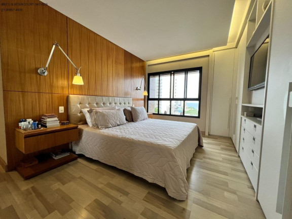 Imagem Imóvel com 3 Quartos à Venda, 228 m² em Barra - Salvador Imagem Imóvel com 3 Quartos à Venda, 228 m² em Barra - Salvador