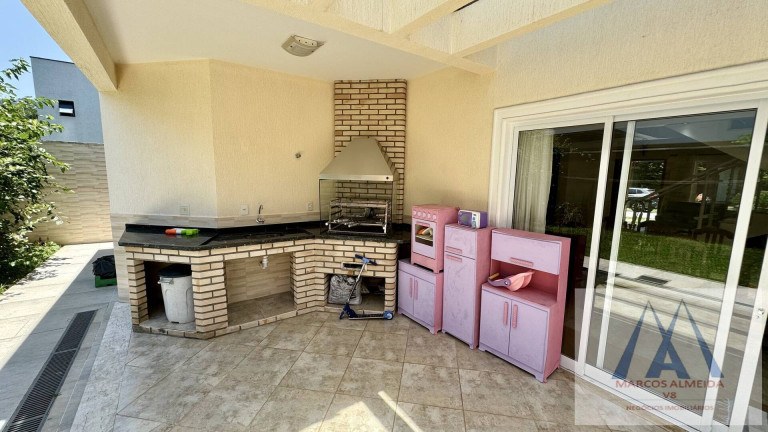 Casa de Condomínio com 3 Quartos à Venda, 286 m² em Botujuru - Mogi Das Cruzes