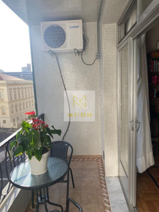 Imagem Apartamento com 3 Quartos à Venda, 144 m² em Centro Histórico - Porto Alegre Imagem Apartamento com 3 Quartos à Venda, 144 m² em Centro Histórico - Porto Alegre