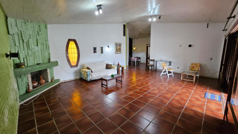 Imagem Casa com 4 Quartos à Venda, 264 m² em Atlântida - Xangri-lá